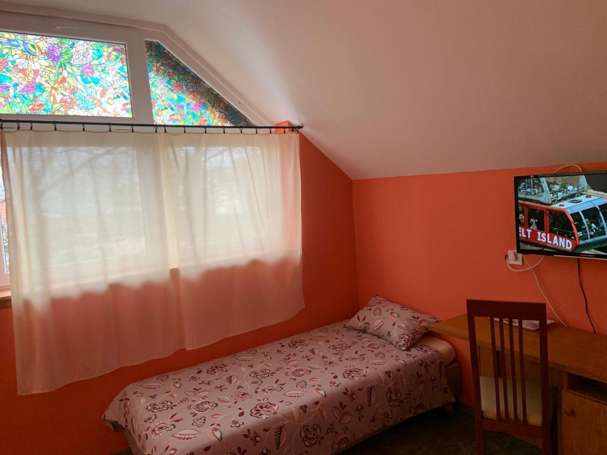 Szitakötő Panzió Balatonfůzfő Exterior foto